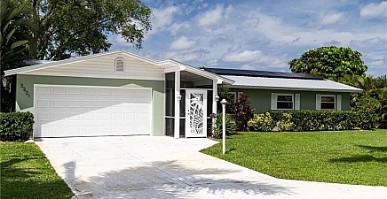 2221 Cape Way , North Fort Myers 33917, FL