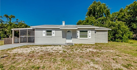 1281 Arapahoe St , North Fort Myers 33917, FL