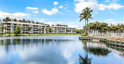 16685 Lake Circle Dr 1023, Fort Myers 33908, FL