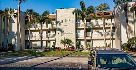 4840 Golf Club Ct 10, North Fort Myers 33903, FL