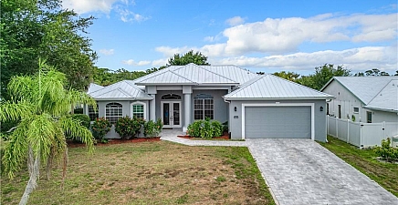 15461 River Cove Ct , North Fort Myers 33917, FL