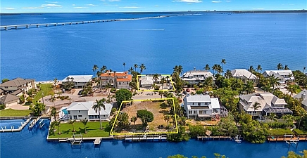 592 Lighthouse Way , Sanibel 33957, FL