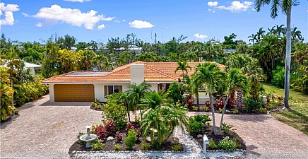 9421 Moonlight Dr , Sanibel 33957, FL