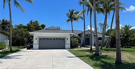 8896 Bracken Way , Fort Myers 33908, FL