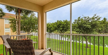 3820 Sawgrass Way 3022, Naples 34112, FL