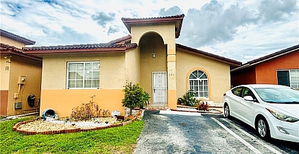 7001 W 35 Ave 247, Hialeah 33018, FL