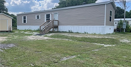 413 Citrus Ave , Palmdale 33944, FL