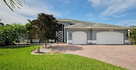 734 Milwaukee Blvd , Lehigh Acres 33974, FL