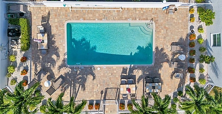 3933 Se 11th Pl 201, Cape Coral 33904, FL