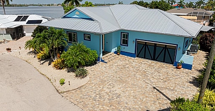 2743 Janet St , Matlacha 33993, FL