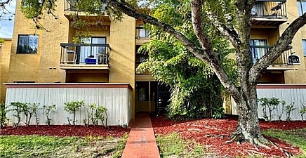 2885 Winkler Ave 606, Fort Myers 33916, FL