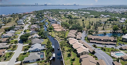 15350 Moonraker Ct 301, North Fort Myers 33917, FL