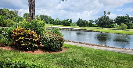 5885 Trailwinds Dr 712, Fort Myers 33907, FL