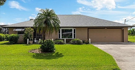 405 Bamboo Dr , North Fort Myers 33917, FL