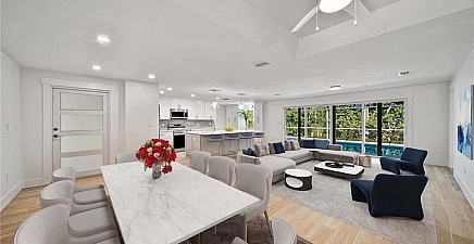 1018 S Yachtsman Dr , Sanibel 33957, FL