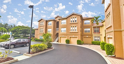 15655 Ocean Walk Cir 202, Fort Myers 33908, FL