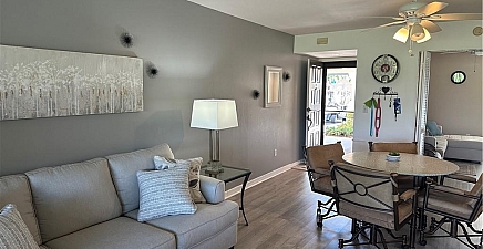 5765 Trailwinds Dr 115, Fort Myers 33907, FL