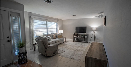 238 Connecticut Ave , Fort Myers 33905, FL