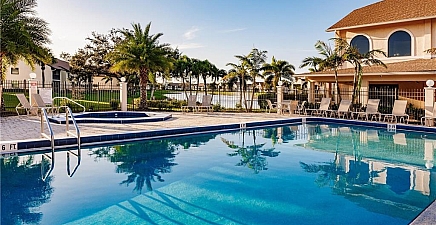 8336 Charter Club Cir 5, Fort Myers 33919, FL