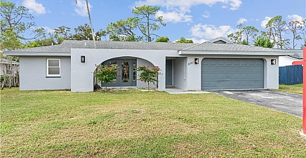 8707 Chatham St , Fort Myers 33907, FL