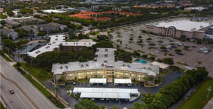 2244 Winkler Ave 213, Fort Myers 33901, FL