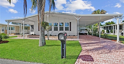 707 Palm Frond Ct , North Fort Myers 33917, FL