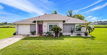 213 Eaglesmere Dr , Lehigh Acres 33936, FL