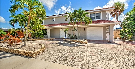 4424 N Canal Cir , North Fort Myers 33903, FL