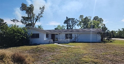 6477 Park Rd , Fort Myers 33908, FL