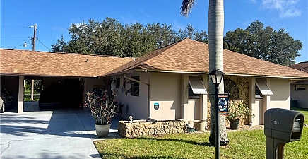215 Oaklawn Ct , Lehigh Acres 33936, FL