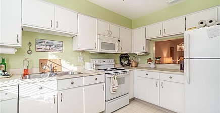 1339 Sandtrap Dr , Fort Myers 33919, FL