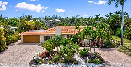 9421 Moonlight Dr , Sanibel 33957, FL