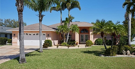233 Sw 44th Ter , Cape Coral 33914, FL