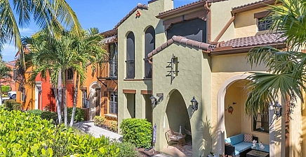 9036 Alturas St 3604, Naples 34113, FL