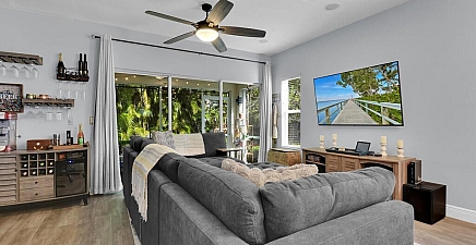 8165 Pacific Beach Dr , Fort Myers 33966, FL