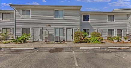 13160 Kings Point Dr 4, Fort Myers 33919, FL