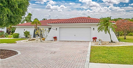 4051 Orange Grove Blvd , North Fort Myers 33903, FL