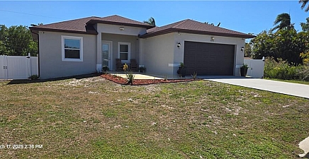 3196 Connecticut Ave , Naples 34112, FL