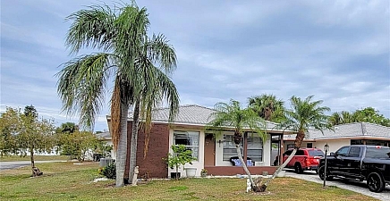 14 Parkwood Villas Ct , Lehigh Acres 33936, FL