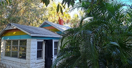 775 36th Ave S , St. Petersburg 33705, FL