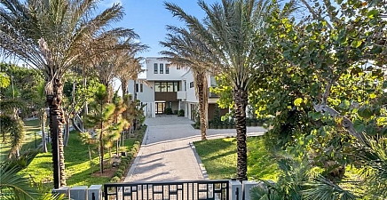 Fort Myers Area New Construction - View 4140 listings with an average listing price of $548,703 and an average size of 1,821 sqft