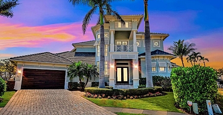 813 Magnolia Ct , Marco Island 34145, FL