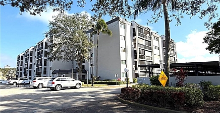 2121 Collier Ave 409, Fort Myers 33901, FL