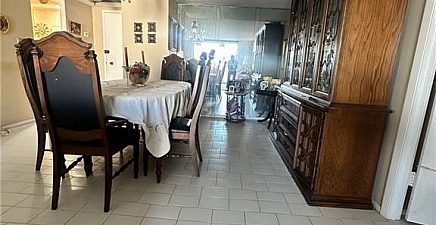 427 Golden Isles Dr , Hallandale Beach 33009, FL