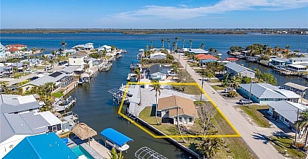 2816 Janet St , Matlacha 33993, FL