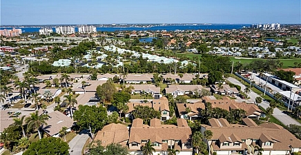 11687 Pointe Circle Dr , Fort Myers 33908, FL