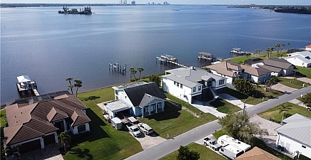 2053 Club House Rd , North Fort Myers 33917, FL