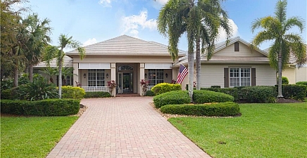 3680 River Point Dr , Fort Myers 33905, FL