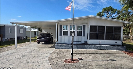 366 Middlecoff Ct , North Fort Myers 33903, FL