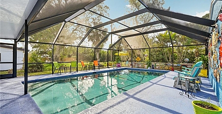 8501 Chatham St , Fort Myers 33907, FL